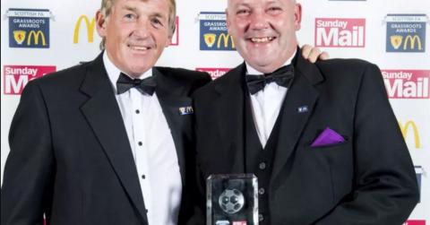 Phil Purves accepting his 2017 Scottish FA Grassroots Award from Kenny Dalglish