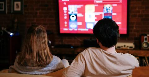 Couple watching TV 